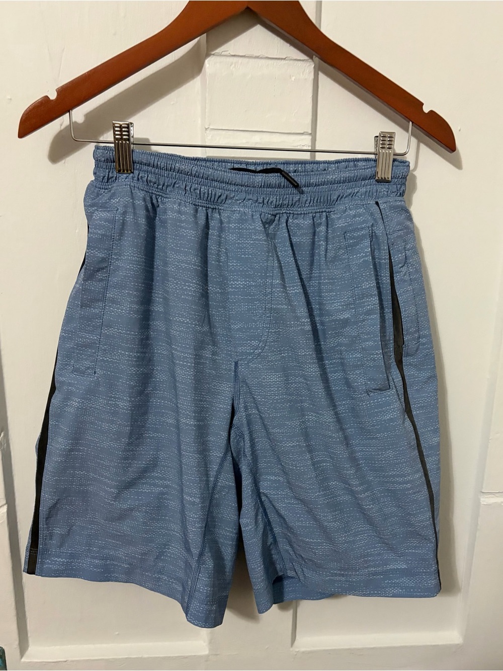 Lululemon Pace Breaker Lined Shorts Mens Medium Heathered Blue 9 Inch
Inseam